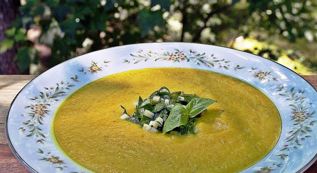 Cauliflower Turmeric Soup